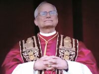 Chi è il nuovo Papa: il profilo del successore di Francesco