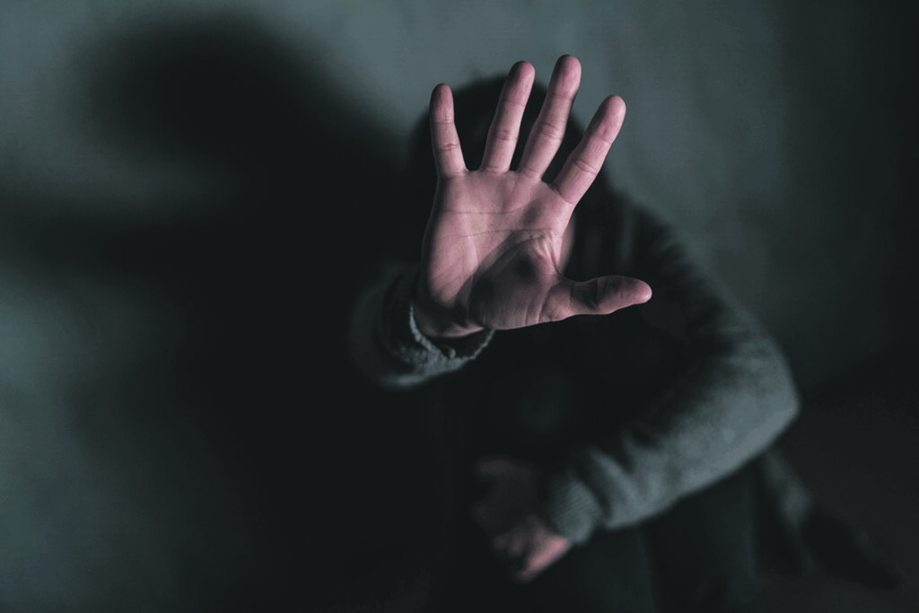 Campobasso. Stalking e maltrattamenti, altri due uomini allontanati