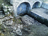 Castel San Vincenzo. Dal selciato al cemento, il patrimonio culturale tra rampe e ruspe