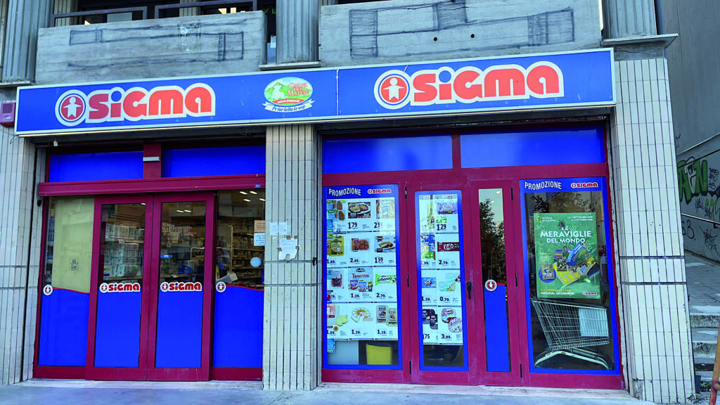 Rapina al Sigma, rinvenuti pistola e passamontagna