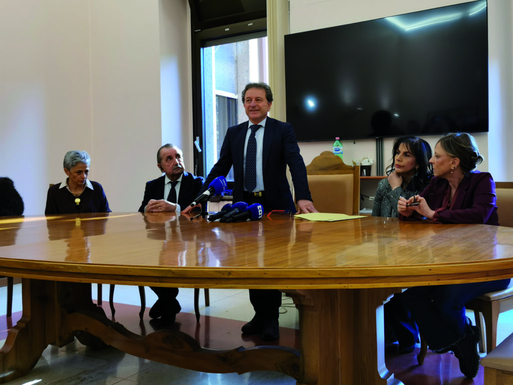 «Sintomi aspecifici e decorso fulminante, ipotesi tossinfezione»
