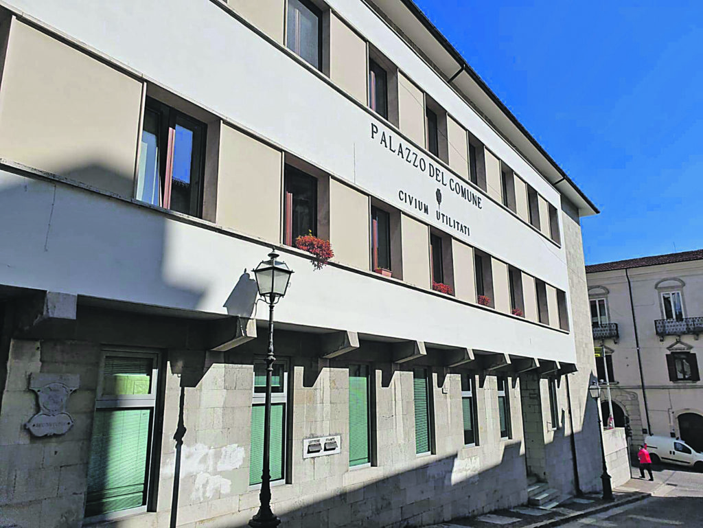 Agnone, centrodestra non pervenuto: il mondo del calcio a gamba tesa