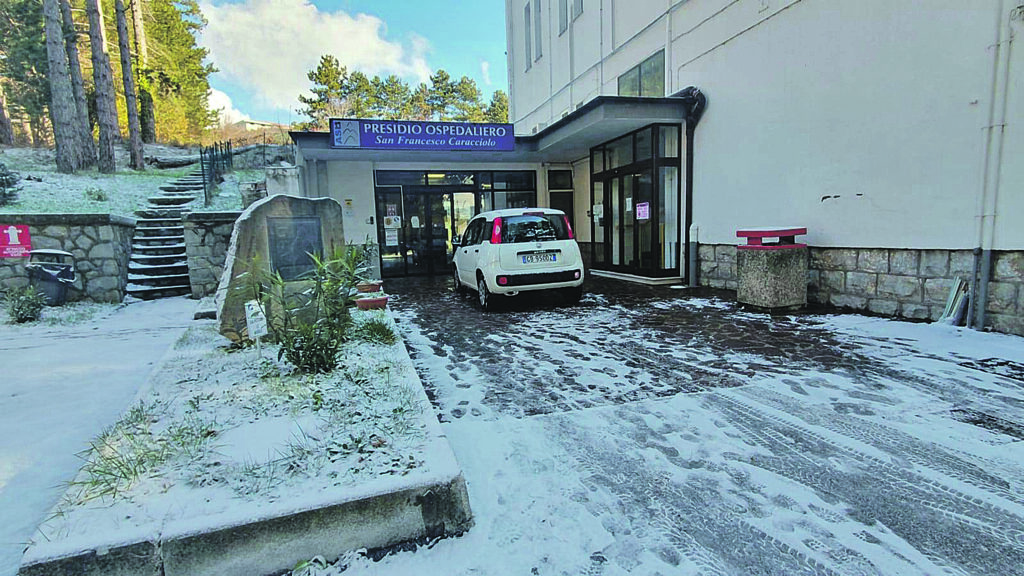 Caracciolo, ecco il bando: due concorsi per assumere cinque medici