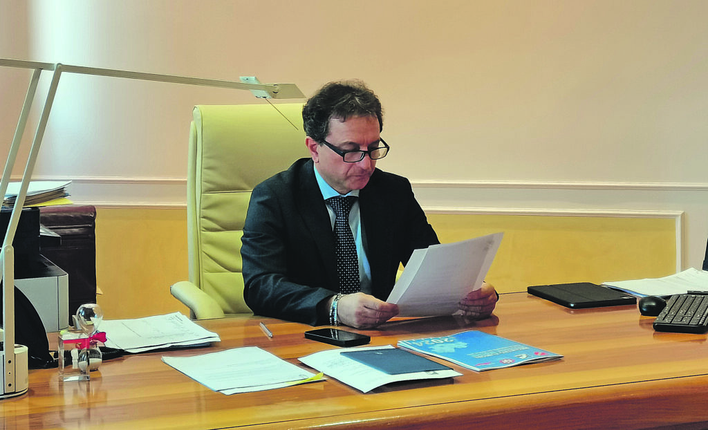 Prof in soccorso dei reparti al Veneziale, Di Santo: interventi calibrati sul presidio