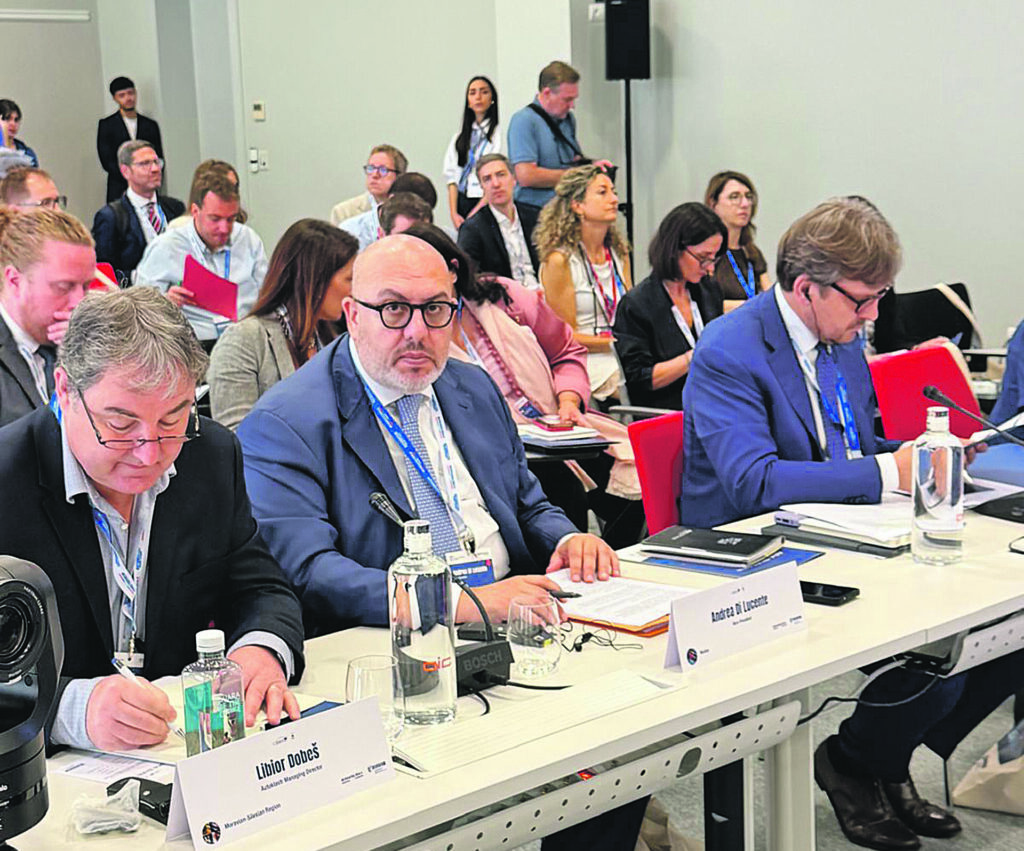 Auto, Di Lucente striglia l’Ue: non sta facendo il suo lavoro