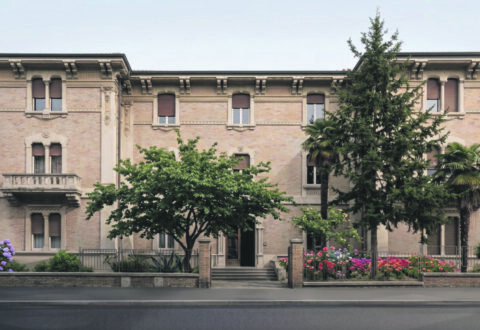 Villa Maria, venerdì presidio informativo e raccolta firme per salvare la clinica
