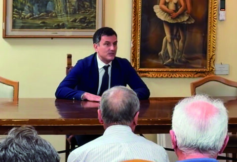 Sanità, smontata la tenda ma la protesta non si ferma