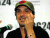 24/03/09 El cantante y activista social Manu Chau en rueda de prensa ofrecida el dia de hoy donde hablo de muchos temas entre ellos  musica, politica y cine.
