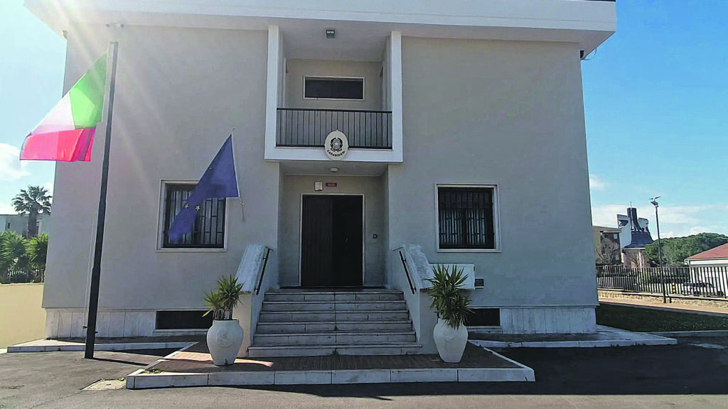 Maltratta la moglie: 40enne finisce agli arresti domiciliari