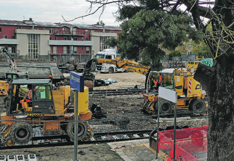 Elettrificazione, la saga continua: altro che cantiere a settembre