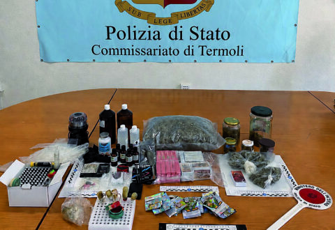 Custodiva 3,5 chili di droga tra garage e abitazione