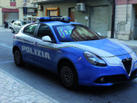 Termoli, minorenne trascinata in una zona appartata e palpeggiata