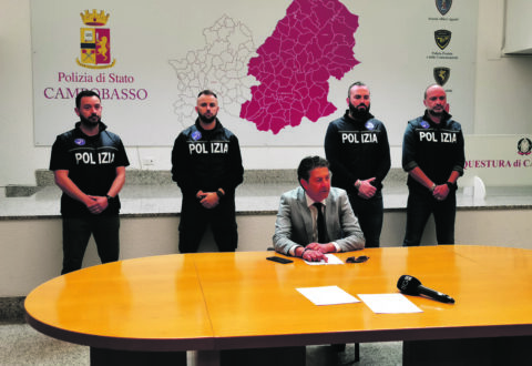 Beccati con un chilo di hashish, rintracciato anche il secondo pusher