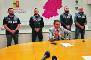Spaccio, nuovo blitz nel centro storico: scattano un arresto e una denuncia