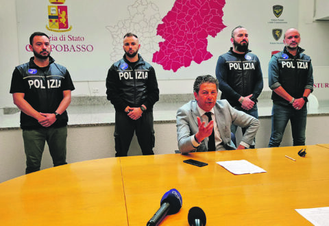 Spaccio, nuovo blitz nel centro storico: scattano un arresto e una denuncia