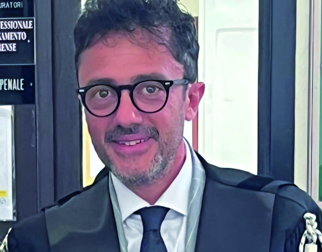 Falsa testimonianza contro un anziano, tre rinvii a giudizio