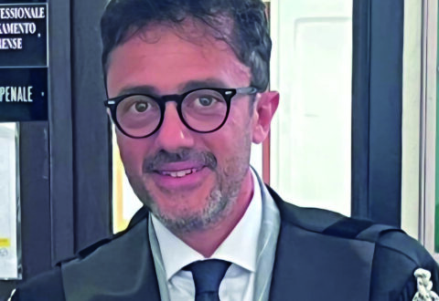 Falsa testimonianza contro un anziano, tre rinvii a giudizio