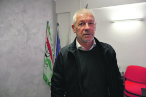 Stellantis, Uliano: «Cambio e motori Euro 7 non bastano»
