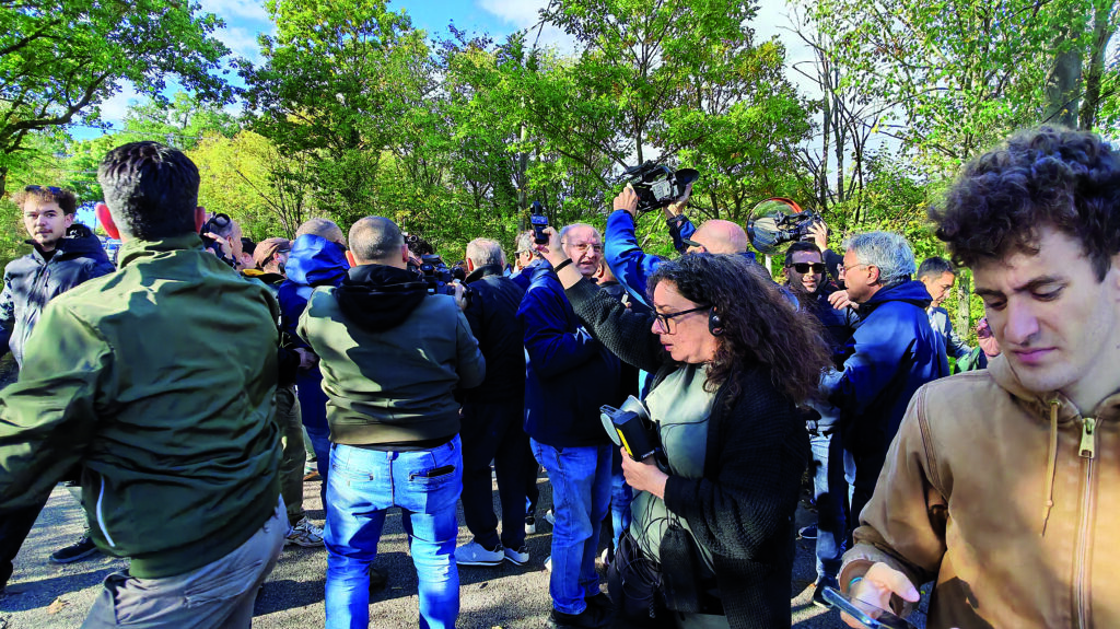 La caccia al veleno, il circo mediatico e un elaboratore che custodisce possibili risposte